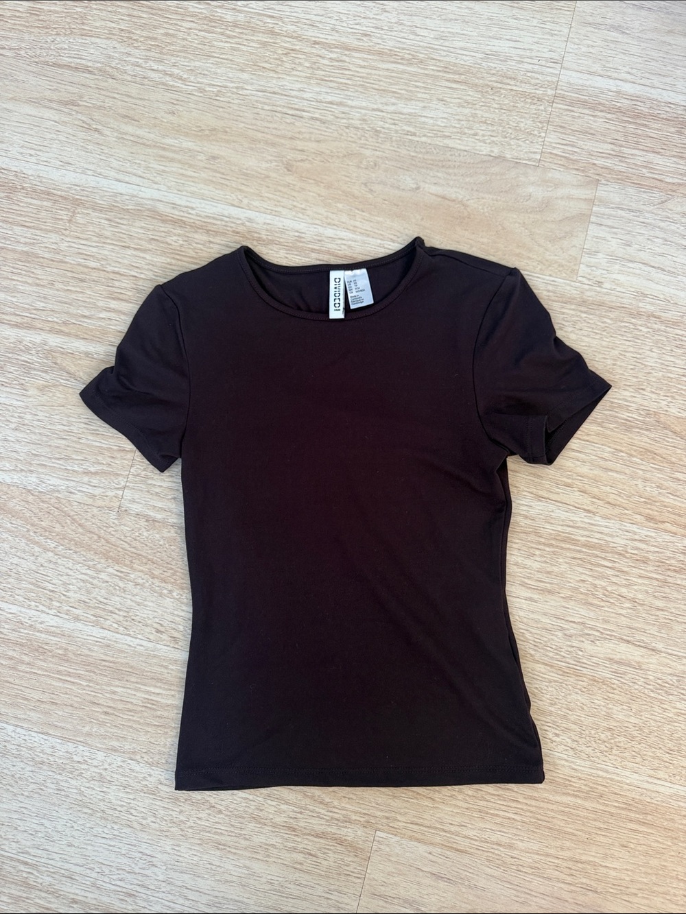 Black Women’s Crewneck Short Sleeve Top - Unbranded